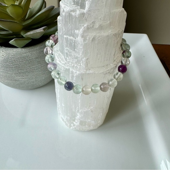 Genuine 6 mm Bead AA Grade Fluorite Crystal Gemstone Stacking Bracelet - Picture 4 of 7